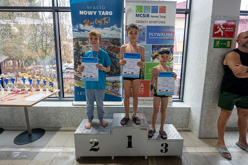 2025_12_09_basen_zawody_miedzyszkone_198.jpg