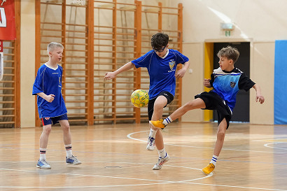 tn_2025_03_10_zawody_miedzyszkolne_pilka-114.JPG