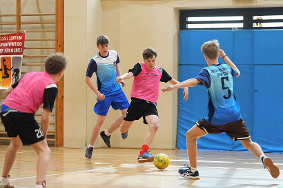 tn_2025_03_10_zawody_miedzyszkolne_pilka-106.JPG