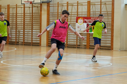 tn_2025_03_10_zawody_miedzyszkolne_pilka-081.JPG
