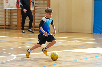 tn_2025_03_10_zawody_miedzyszkolne_pilka-152.JPG