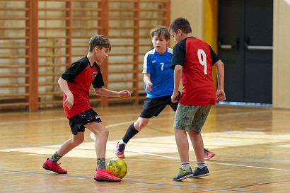 tn_2025_03_10_zawody_miedzyszkolne_pilka-123.JPG
