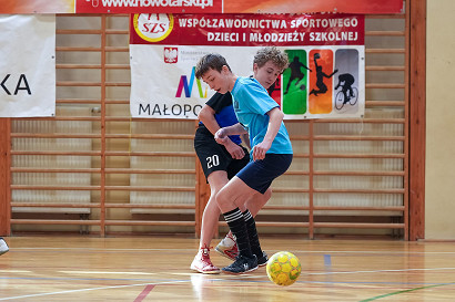 tn_2025_03_10_zawody_miedzyszkolne_pilka-021.JPG