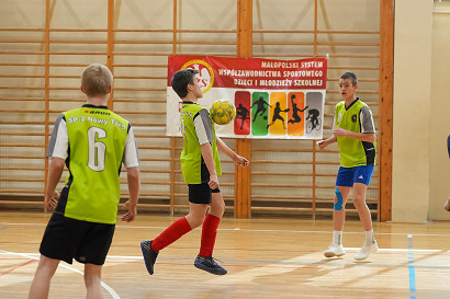 tn_2025_03_10_zawody_miedzyszkolne_pilka-157.JPG