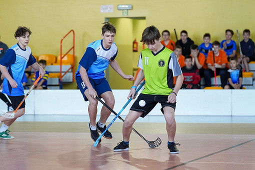 tn_2025_04_03_unihokej_zaw_miedzyszkolne-017.JPG