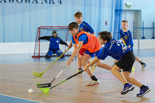 tn_2025_04_03_unihokej_zaw_miedzyszkolne-155.JPG
