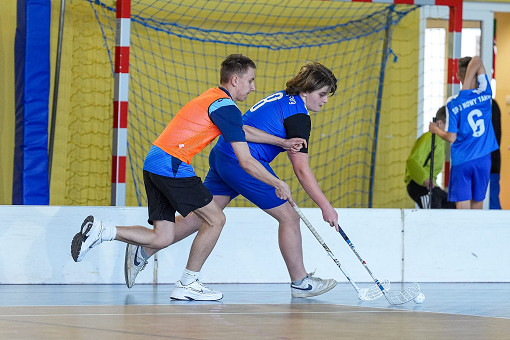 tn_2025_04_03_unihokej_zaw_miedzyszkolne-132.JPG