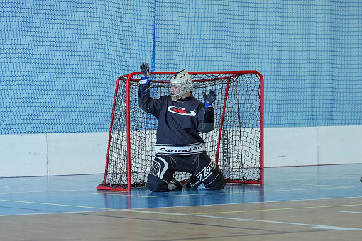 tn_2025_04_03_unihokej_zaw_miedzyszkolne-003.JPG