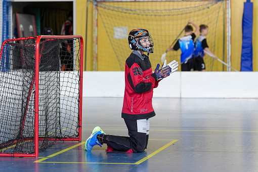 tn_2025_04_03_unihokej_zaw_miedzyszkolne-123.JPG