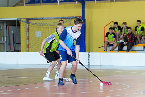 tn_2025_04_03_unihokej_zaw_miedzyszkolne-022.JPG