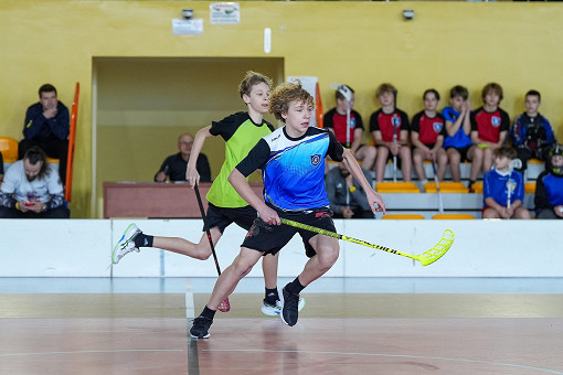 tn_2025_04_03_unihokej_zaw_miedzyszkolne-032.JPG