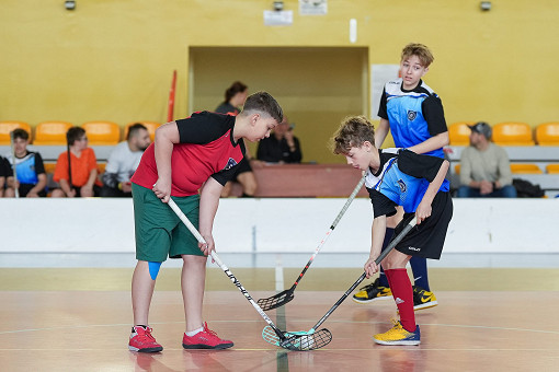 tn_2025_04_03_unihokej_zaw_miedzyszkolne-062.JPG