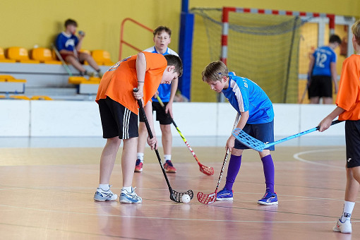 tn_2025_04_03_unihokej_zaw_miedzyszkolne-124.JPG