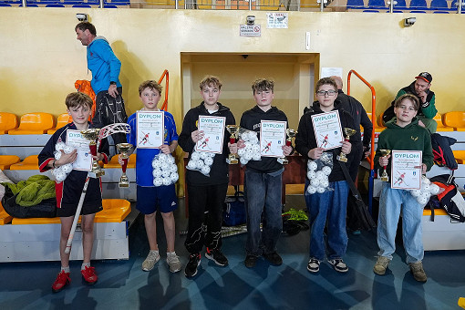 tn_2025_04_03_unihokej_zaw_miedzyszkolne-179.JPG