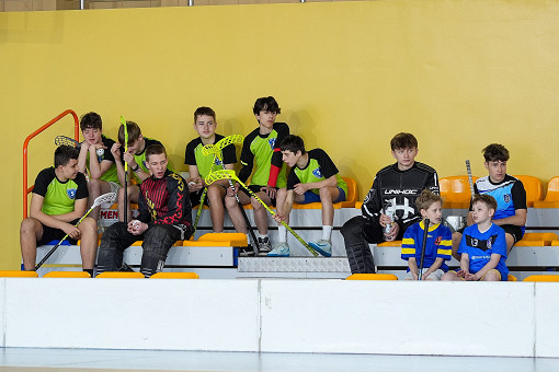 tn_2025_04_03_unihokej_zaw_miedzyszkolne-013.JPG