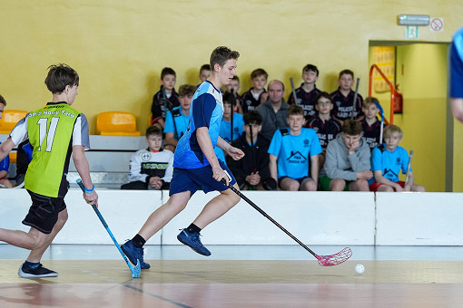 tn_2025_04_03_unihokej_zaw_miedzyszkolne-016.JPG