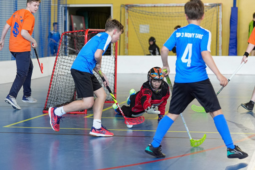 tn_2025_04_03_unihokej_zaw_miedzyszkolne-127.JPG