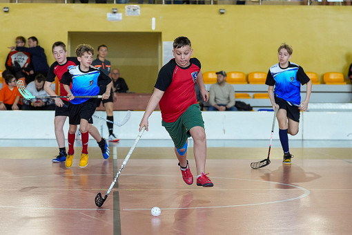 tn_2025_04_03_unihokej_zaw_miedzyszkolne-065.JPG