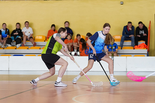 tn_2025_04_28_unihokej_zaw_miedzyszkolne-080.JPG