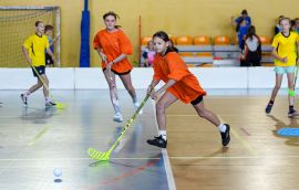 tn_2025_04_28_unihokej_zaw_miedzyszkolne-054.JPG