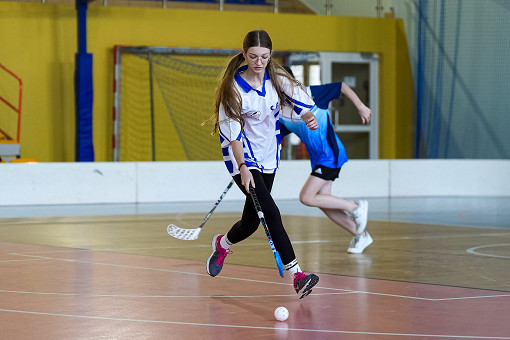 tn_2025_04_28_unihokej_zaw_miedzyszkolne-083.JPG
