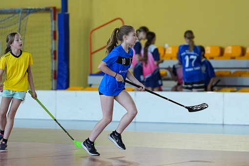 tn_2025_04_28_unihokej_zaw_miedzyszkolne-106.JPG