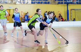 tn_2025_04_28_unihokej_zaw_miedzyszkolne-100.JPG