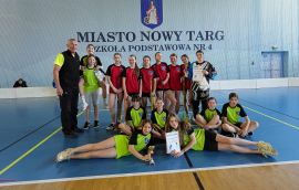 tn_2025_04_28_unihokej_zaw_miedzyszkolne-122.JPG