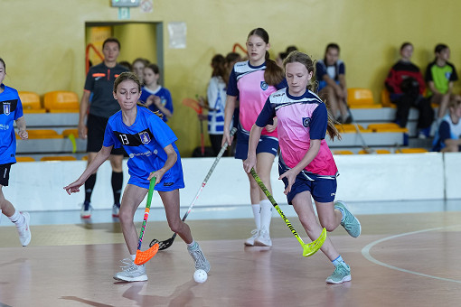 tn_2025_04_28_unihokej_zaw_miedzyszkolne-092.JPG