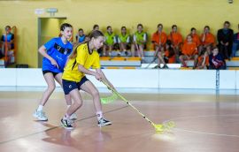 tn_2025_04_28_unihokej_zaw_miedzyszkolne-033.JPG