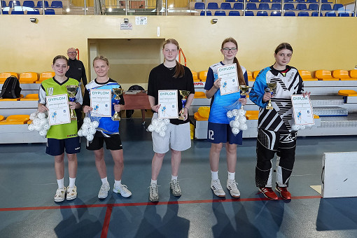 tn_2025_04_28_unihokej_zaw_miedzyszkolne-119.JPG