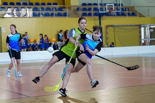 tn_2025_04_28_unihokej_zaw_miedzyszkolne-101.JPG