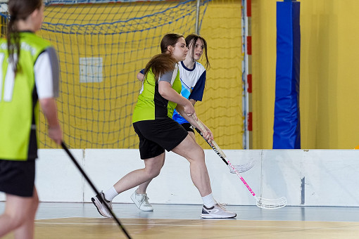 tn_2025_04_28_unihokej_zaw_miedzyszkolne-084.JPG
