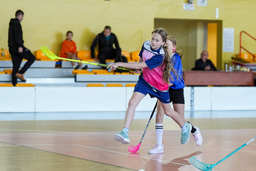 tn_2025_04_28_unihokej_zaw_miedzyszkolne-066.JPG